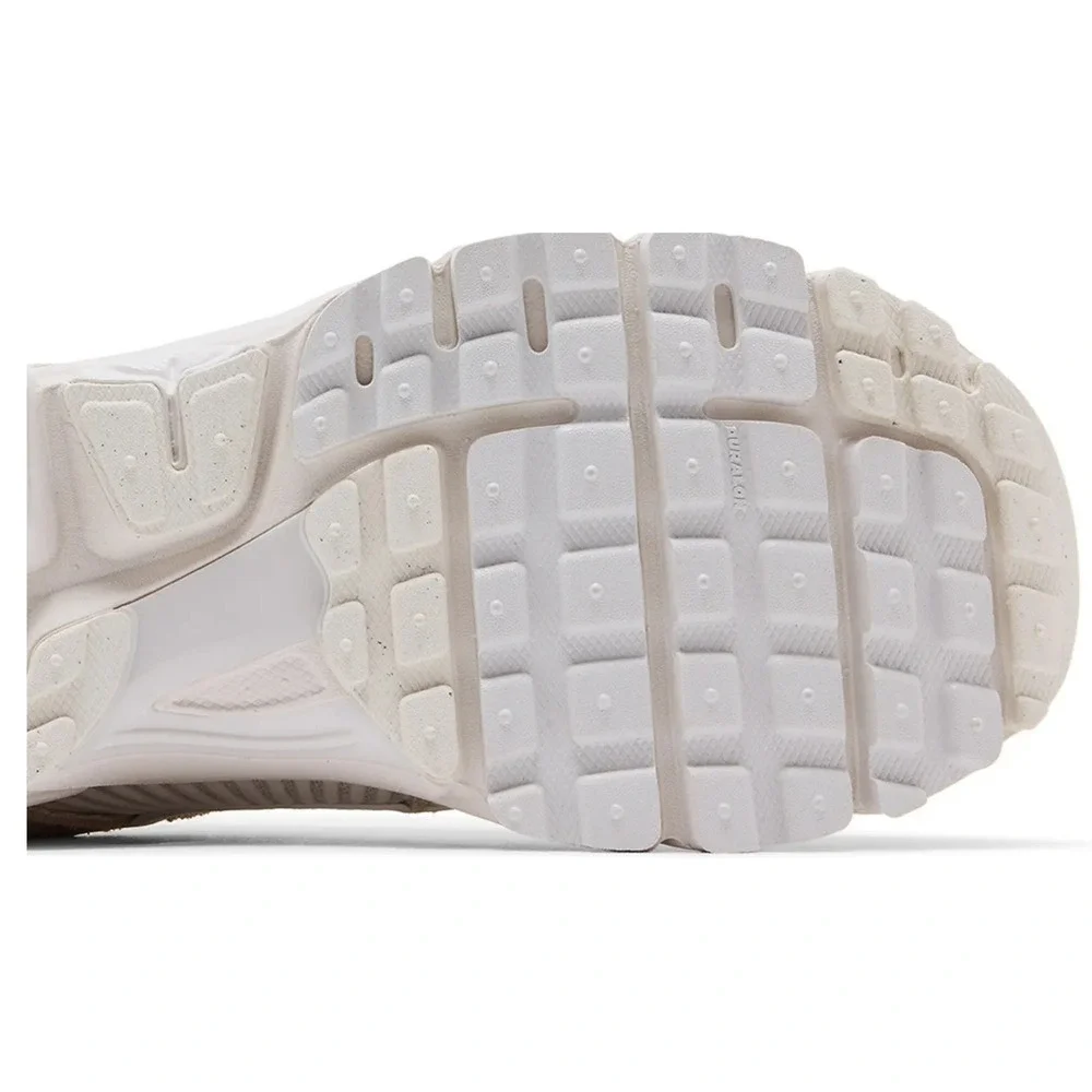 Nike Womens Zoom Vomero 5 Phantom Light Bone Sail HQ0458-003 Size 7.5